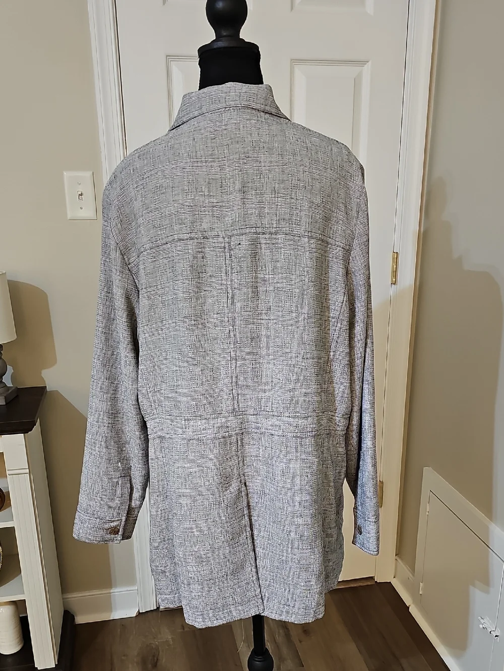 Jacket - Picture 11 of 16
